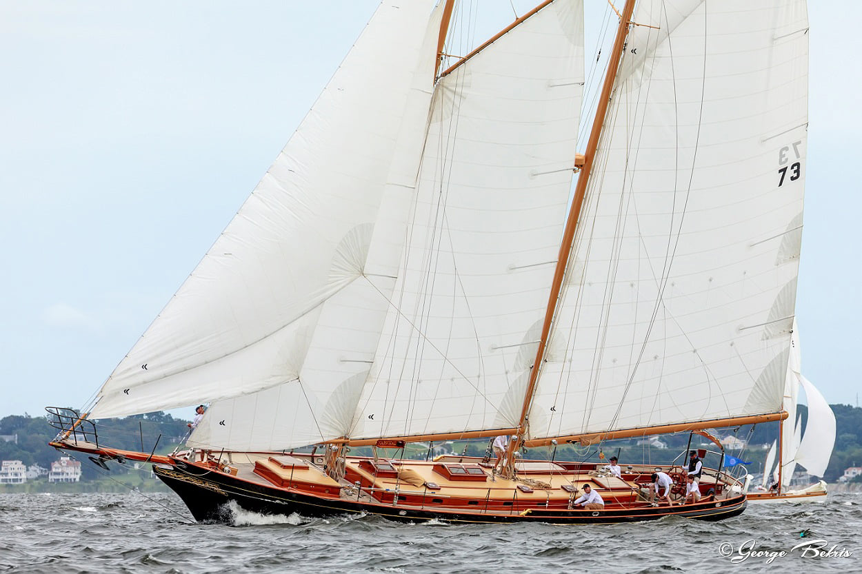 snediker yacht restoration llc